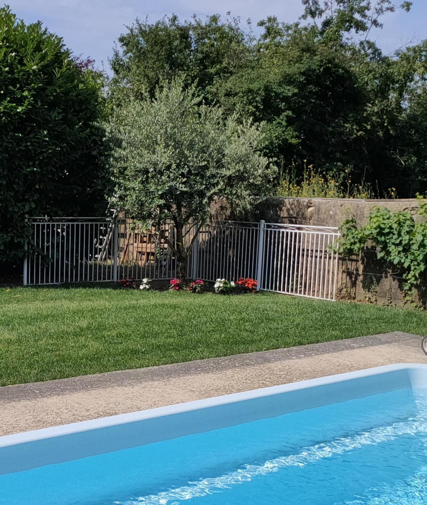 Villa Saint-Privat Pouzilhac Kültér fotó